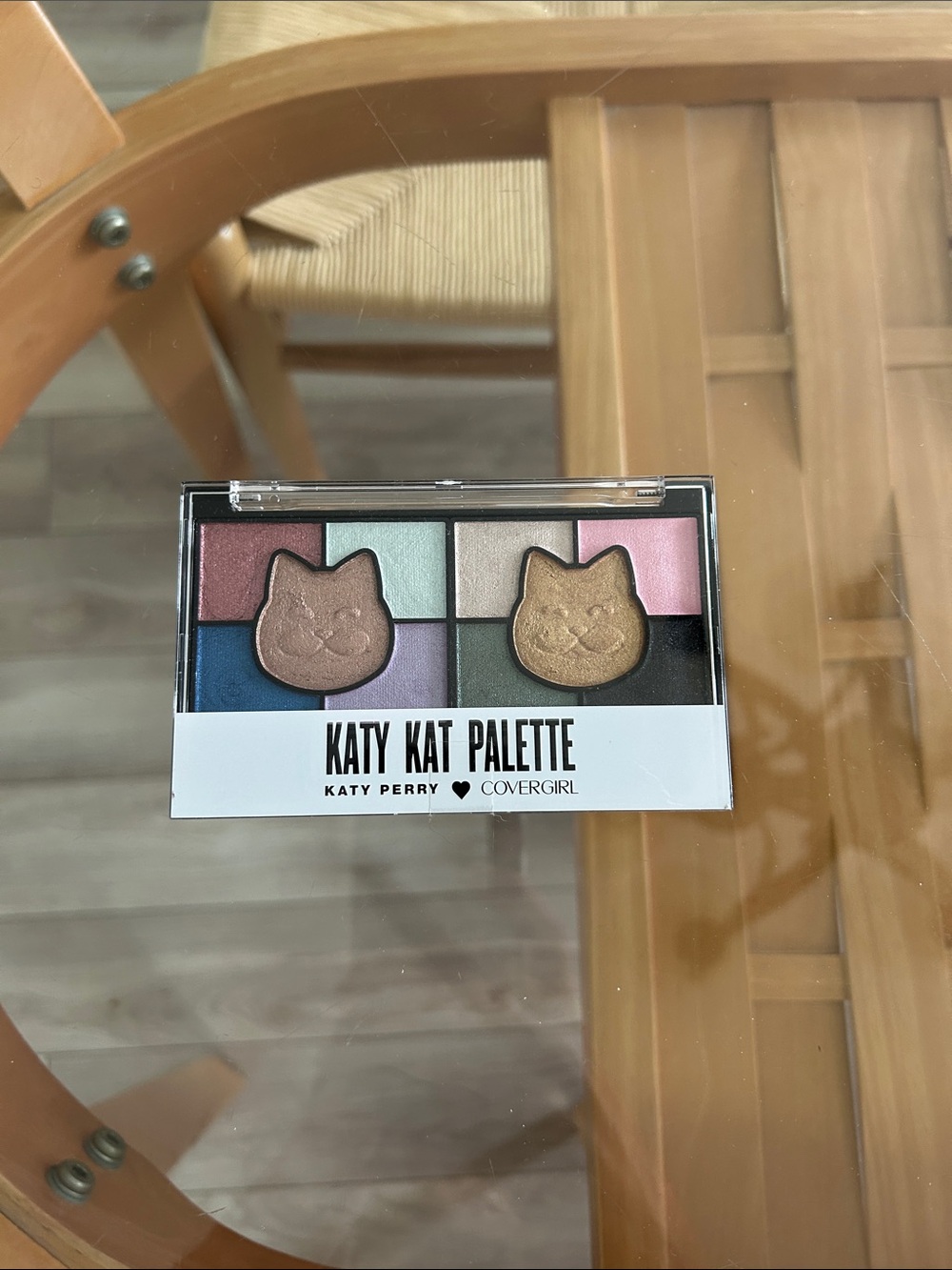 New Katy Perry Katy Kat Palette Multicolor Eyeshadow - CoverGirl